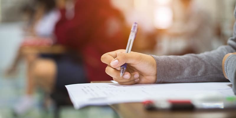 Right-Time-to-Apply-for-Education-Loan